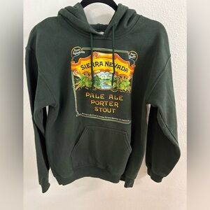 Green Sierra Nevada Hoodie Medium